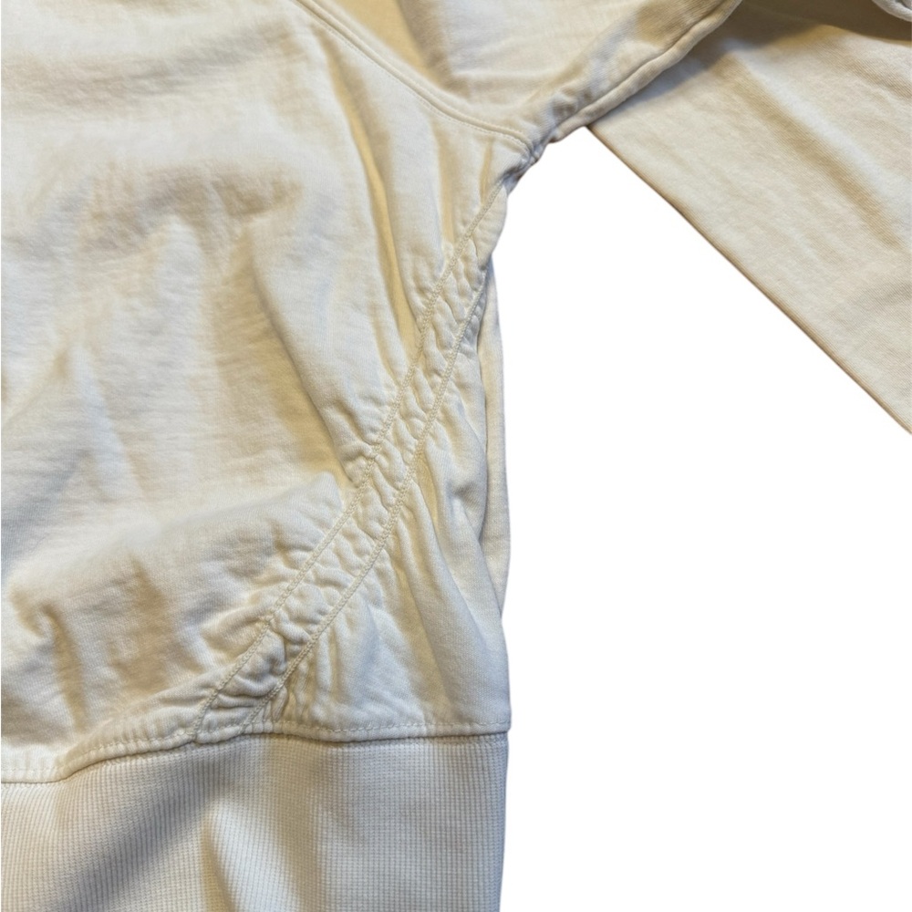 ATHLETA Women’s Size Medium White Loose Semi-Cropped Workout Top - Picture 6 of 8